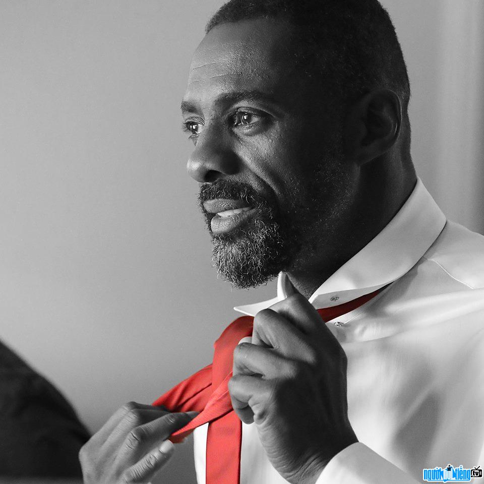 A new picture of Idris Elba- Famous London-British TV Actor