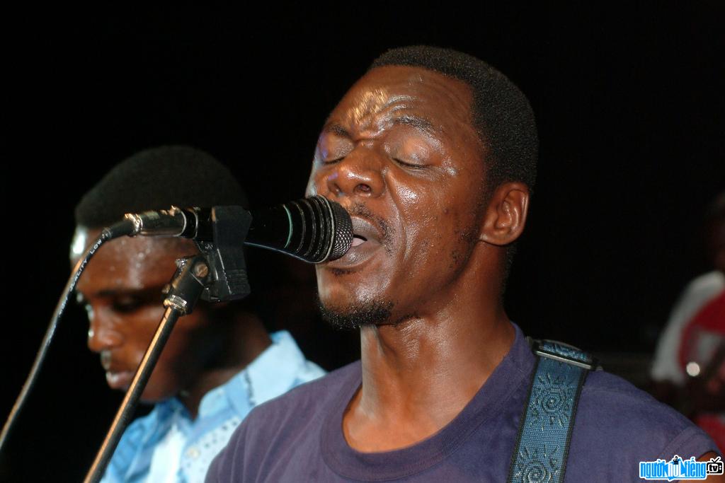 Image of Alick Macheso - famous rock singer of Zimbabwe