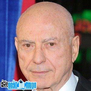 Một bức ảnh mới về Alan Arkin- Diễn viên nam nổi tiếng Brooklyn- New York