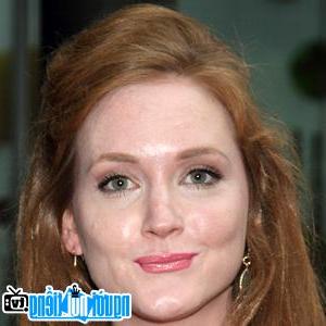 A new picture of Olivia Hallinan- Famous British TV Actress
