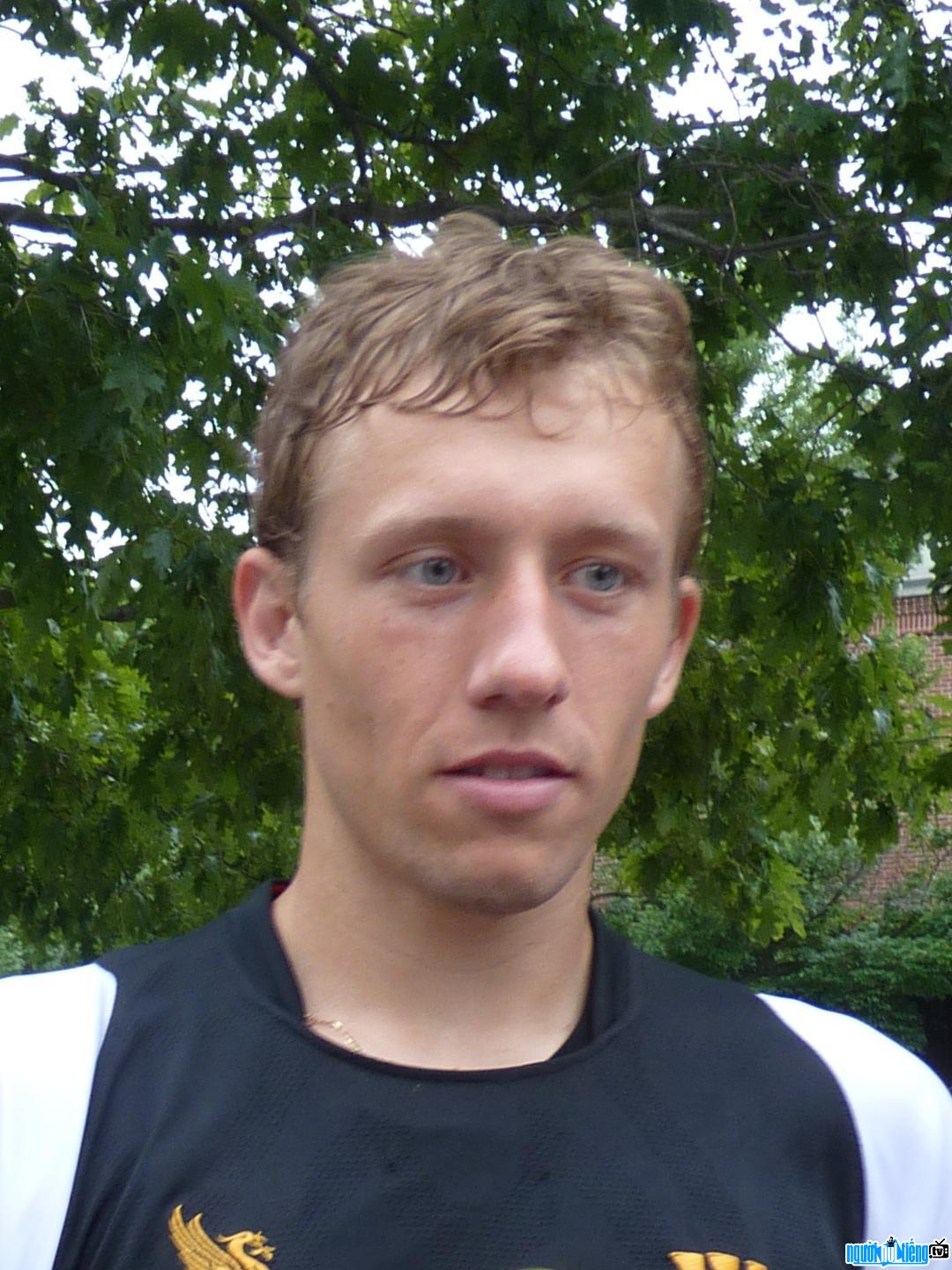 Picture of Lucas Leiva player in real life