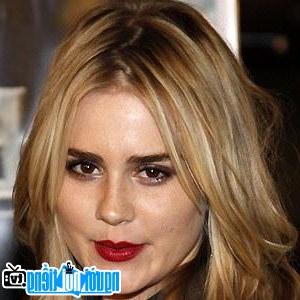 Latest Picture Of Actress Alison Lohman