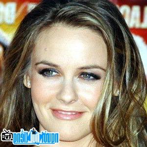 Latest Picture Of Actress Alicia Silverstone