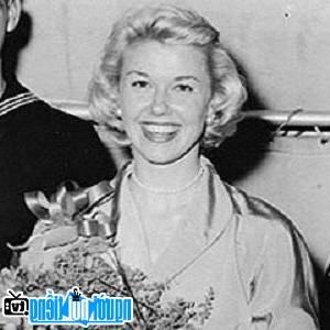 Một bức ảnh mới về Doris Day- Diễn viên nữ nổi tiếng Cincinnati- Ohio