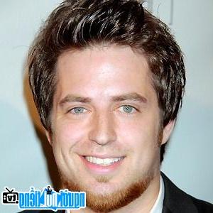 A New Photo of Lee DeWyze- Famous Illinois Rock Singer