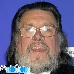 A new photo of Ricky Tomlinson- Famous Opera Male Blackpool- England