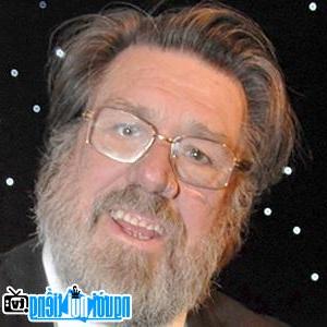 Latest pictures of the Opera Man Ricky Tomlinson