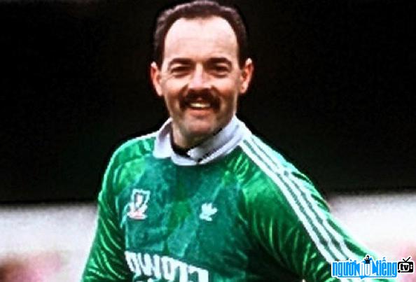 Chân dung Cầu thủ bóng đá Bruce Grobbelaar