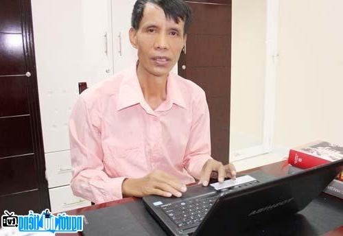 A new photo of Nguyen Quoc Trung- Famous writer Ha Tinh-Vietnam