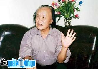 A new photo of Nguyen Bui Vai- Famous poet Nghe An- Vietnam