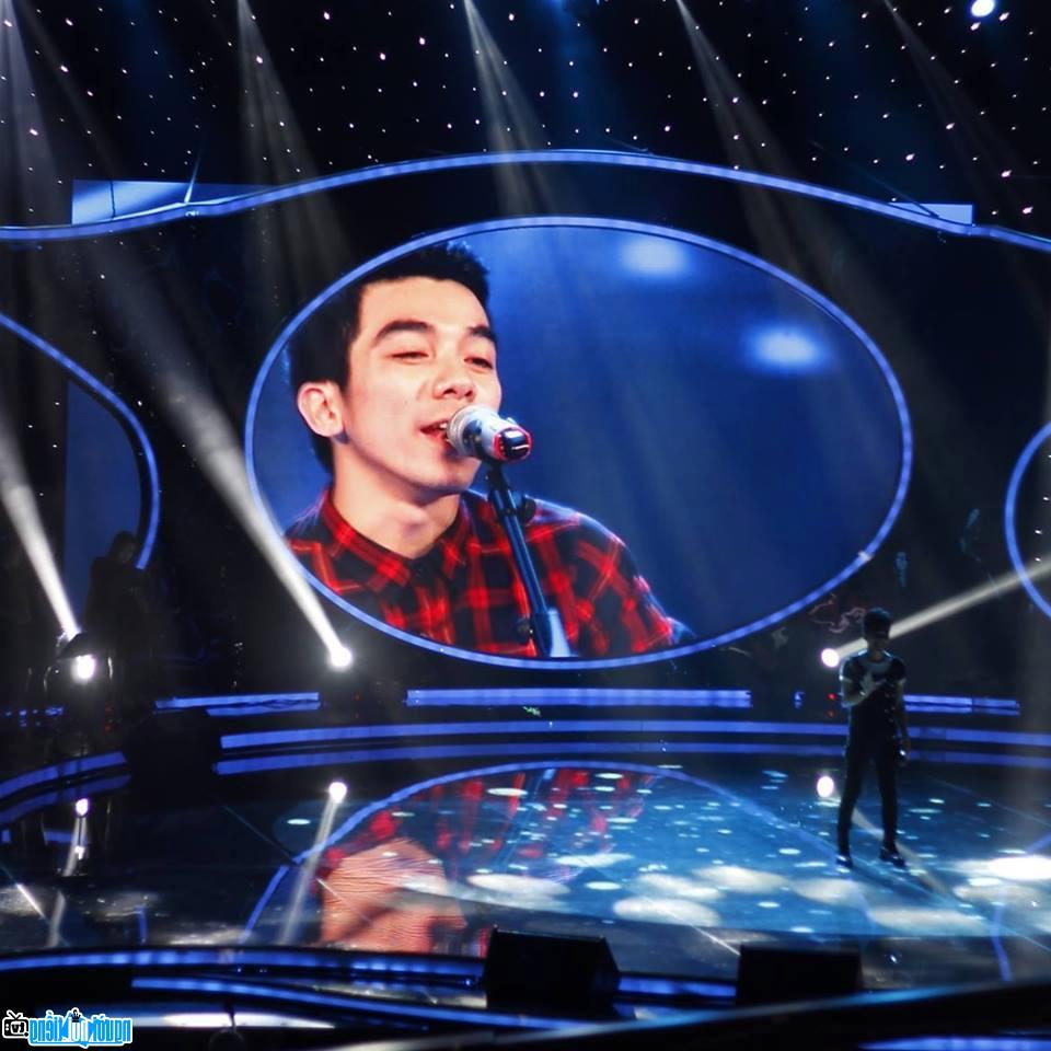 Ngô Thế Phương trong cuộc thi Việt Nam Idol