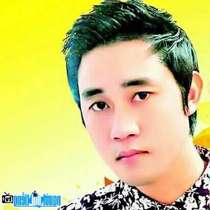  Duong Dinh Phong - Famous singer Ca Mau