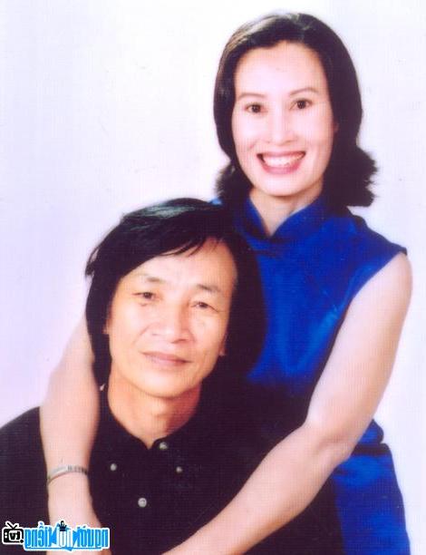  Poet Chu Van Long and his wife - Quynh Hoa