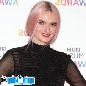 Latest Picture Of Grace Chatto Pop Singer