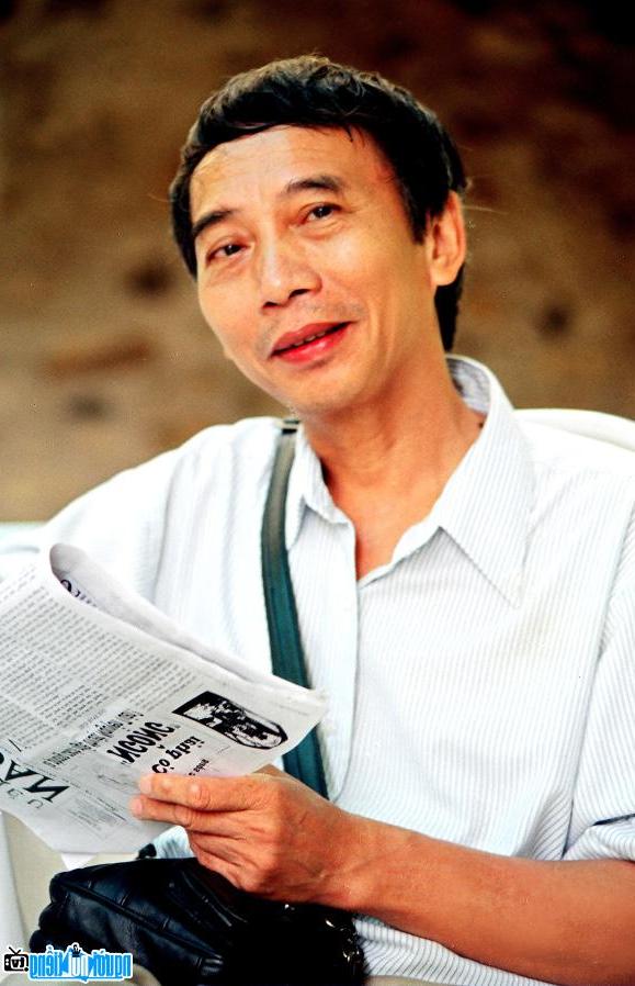 Một bức ảnh về Thanh Thảo- Nhà thơ nổi tiếng Quảng Ngãi- Việt Nam