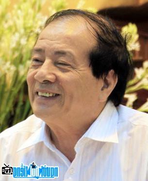 Latest picture of Poet Huu Thinh