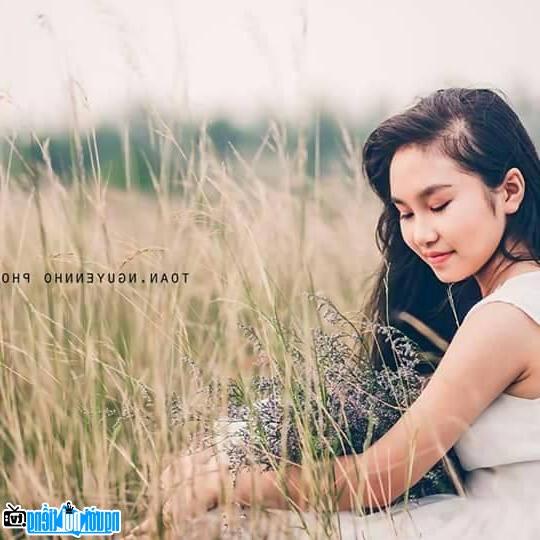  Latest pictures of Singer Thai Thi Ha Vy