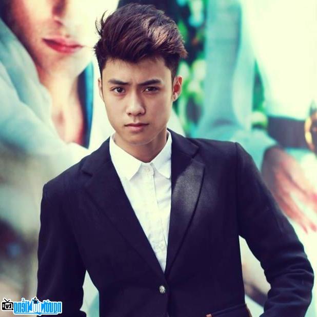 Latest picture of Actor Vuong Anh Ole