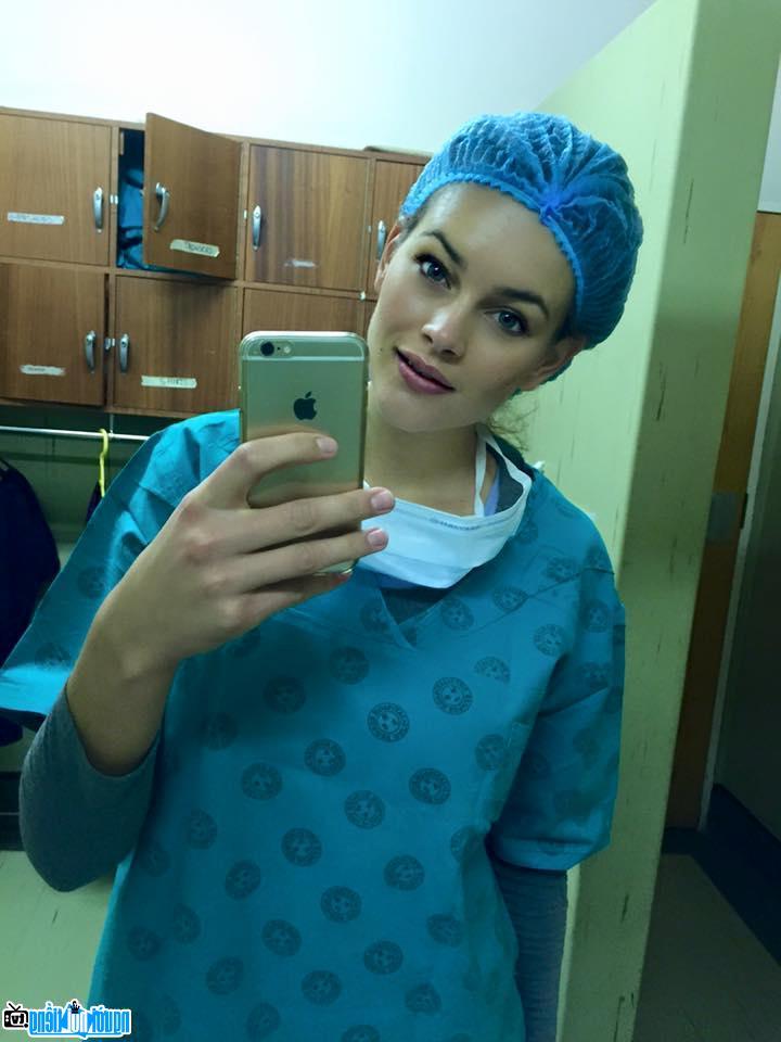 Latest picture of Miss Rolene Strauss while working as a doctor