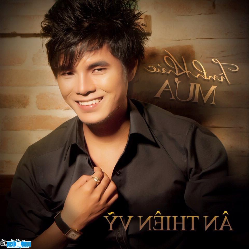  image of singer An Thien Vy in album Love Khuc Rain