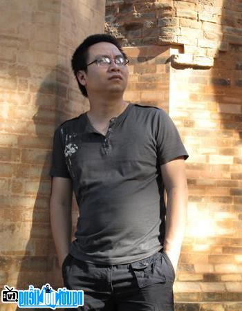 Latest picture of Writer Nguyen Dinh Tu
