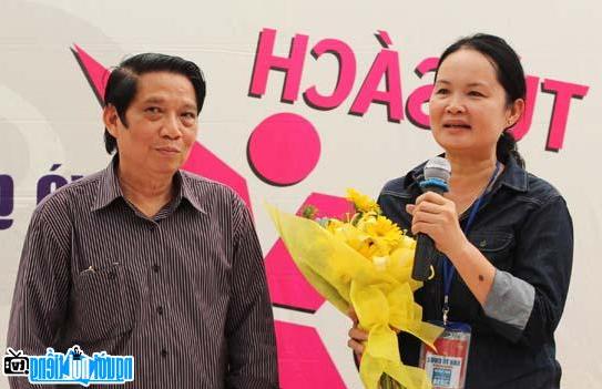 Poet Le Quang Trang and writer Bich Ngan
