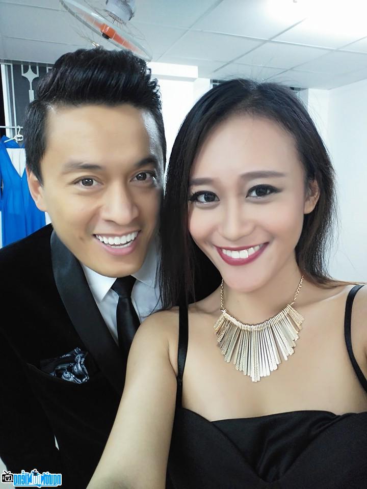 Dancer Kim Anh taken with singer Dan Truong