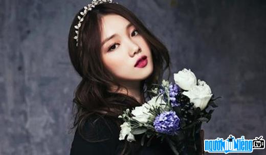 Image of Lee Sung Kyung