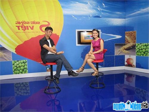 MC Ngọc Hương trong chương trình Sức Sống Việt