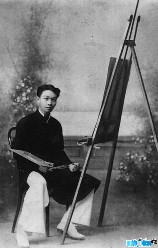 Hình ảnh họa sĩ Nam Sơn năm 1919