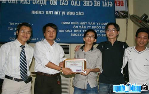  Beloved AOE gamer was awarded a certificate of merit