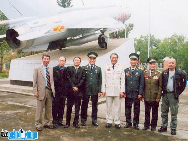 Đại tá Lê Thanh Đạo trong cuộc gặp gỡ với đồng đội