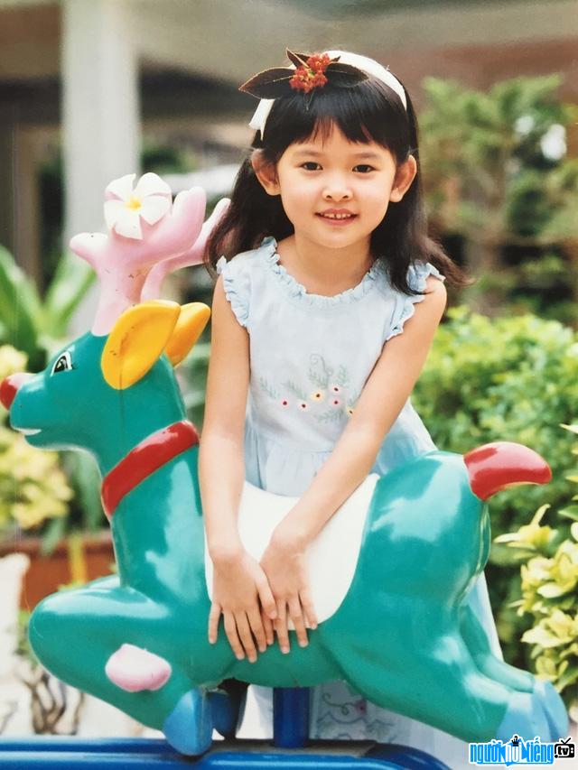  runner-up Huynh Thi Thuy Dung in childhood