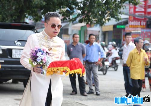 Hình ảnh Victor Vũ trong ngày đính hôn