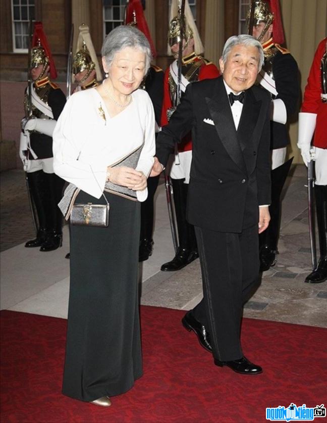 Picture of Emperor Akihito and Empress Michiko