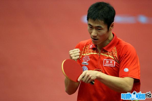 Vuong Le Can maintained 53 months of world 1st place.