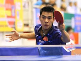 Dao Duy Hoang is the main player of the Petrosetco men's team.