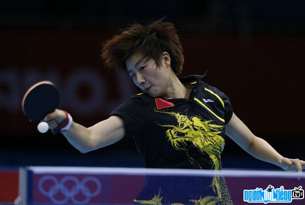 Đinh Ninh thi đấu ở Olympic.