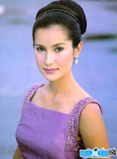 Ann Thongprasom - The top famous actress in Thailand