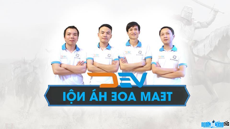 Team AOE Hà Nội- VEC- của Hoàng Mai Nhi