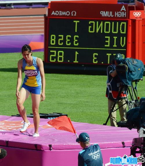  Duong Thi Viet Anh is one of two Vietnamese female athletes to surpass the 1m90 bar