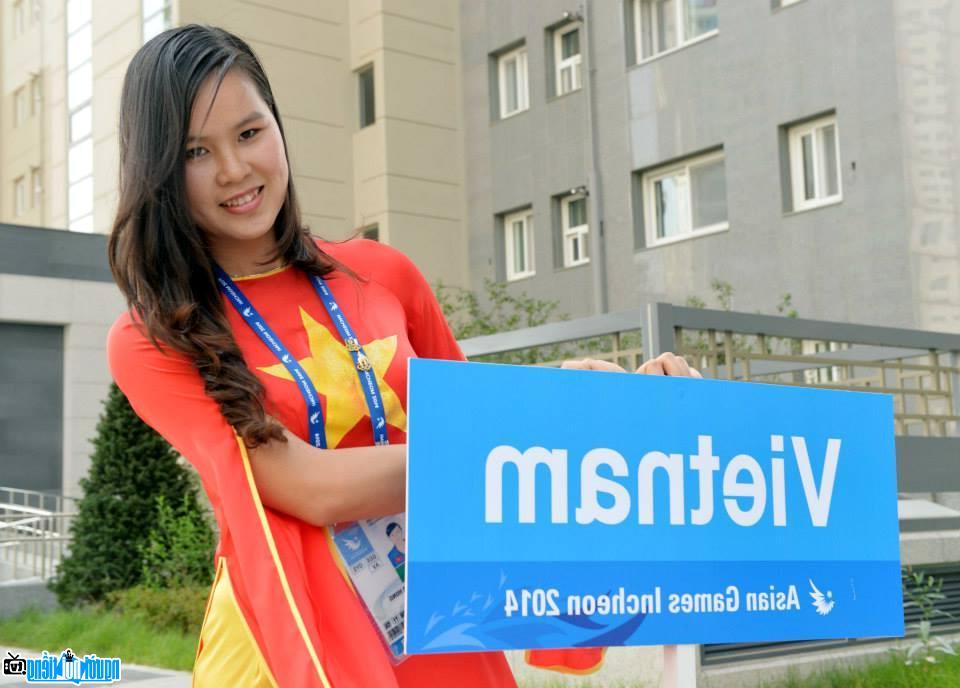 Trieu Thi Hoa Hong and the Vietnamese sports team attended ASIAD 2014.