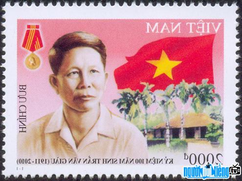  Stamps bearing the images of Professor Tran Van Giau