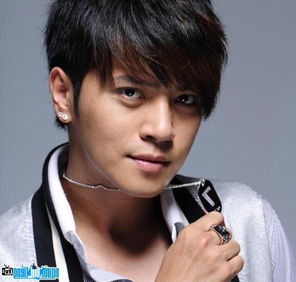  La Chi Tuong Hien - the top star of Taiwan's entertainment industry