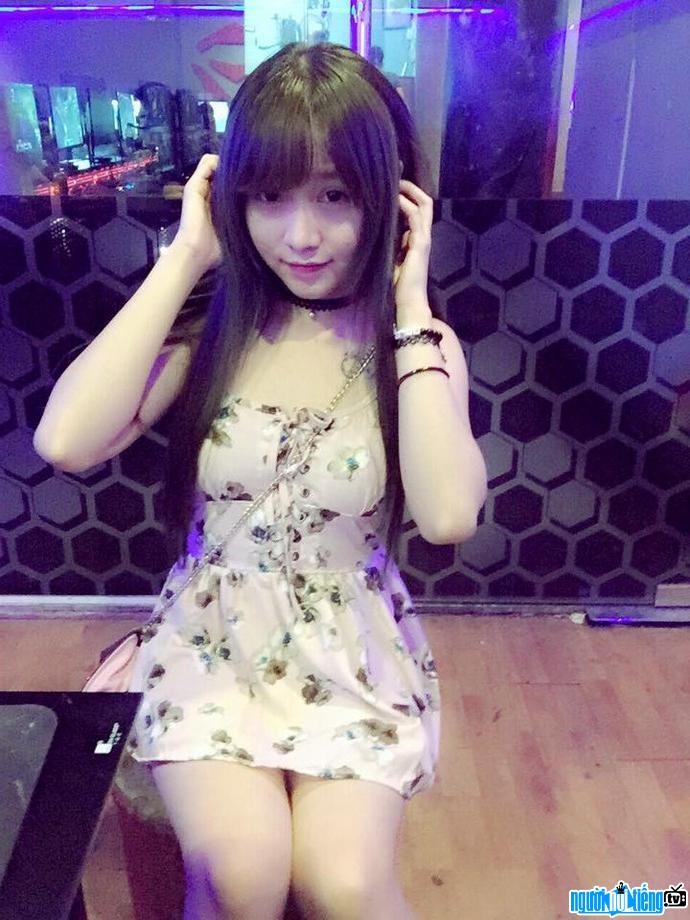  Kieu Anh owns a cute face and sexy body