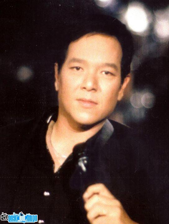  Artist Viet Dzung in his youth