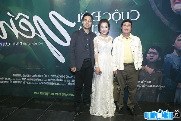  Director Dinh Tuan Vu at the show Introduction to the movie "The Life of Yen"