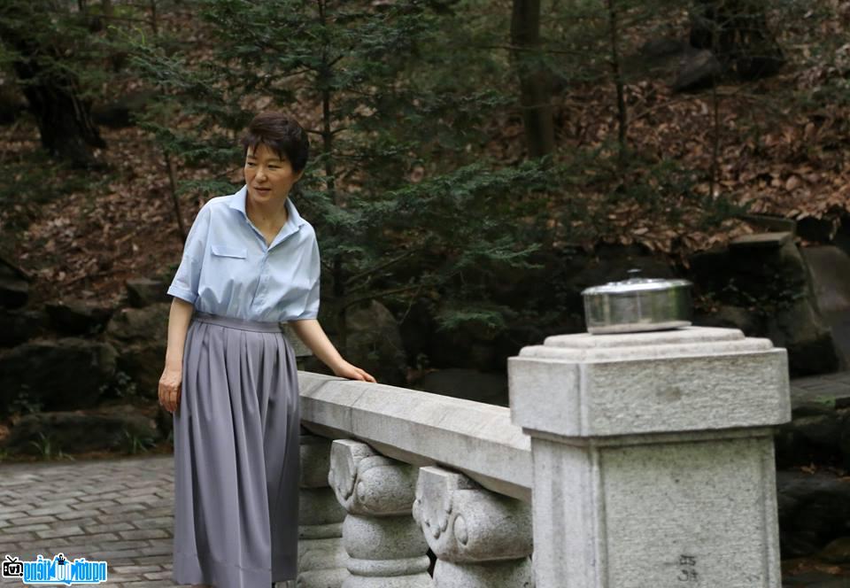 Hình ảnh giản dị của nữ Tổng Thống Park Geun-Hye