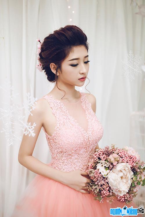 Hotgirl Nguyễn Kim Chi đẹp như một thiên thần