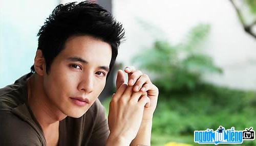  Won Bin is a favorite artist in Vietnam